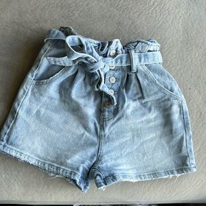 Vintage stretch mom shorts